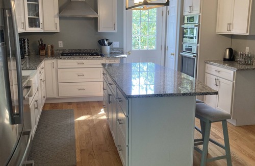 Katama House | Renovated colonial in private community
