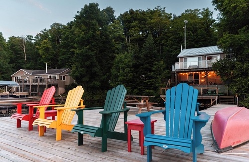 Catchacoma Cottage | Renovated Cottage in the Kawarthas with Hot Tub & Pet Friendly