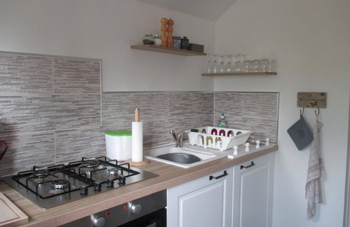 Lurcy-Levis Cottage | Renovated cottage with garden, pets allowed