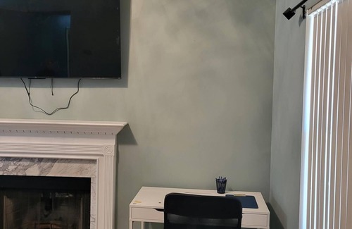 Paw Creek Cottage | Renovated Cottage with easy access to all of Charlotte