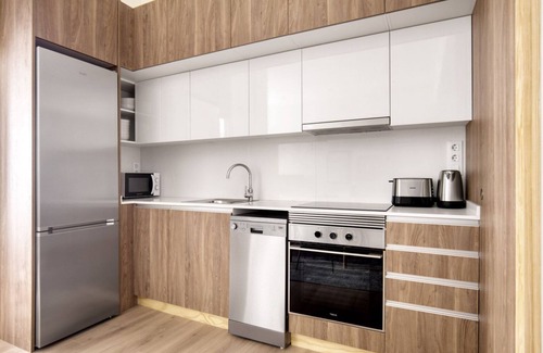 El Born Apartment | Renovated El Born 2BR nr Port Vell, by Blueground