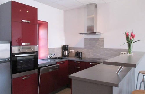 Cressanges Cottage | Renovated family house with SPA and games in Cressanges