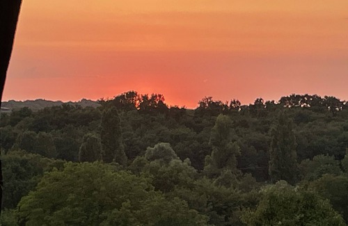 Verteillac House | Renovated farmhouse with stunning views & heated pool