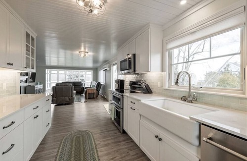 Fortunes Rocks House | Renovated Fortunes Rocks Beach Oasis!