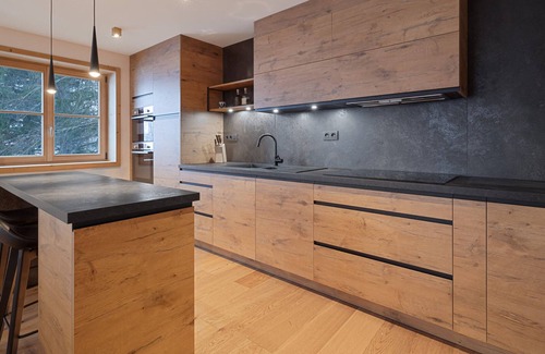 Monetier-les-Bains Ski Chalet | Renovated family chalet at the slopes