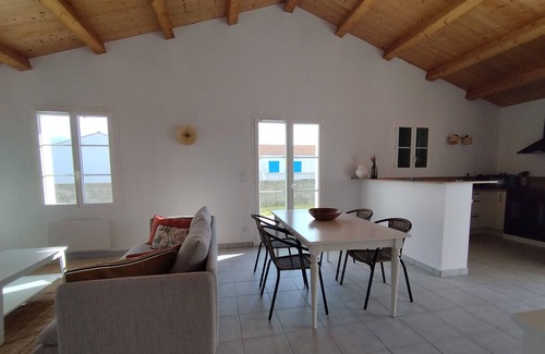 Saint-Denis-d'Oleron House | Renovated house in Saint-Denis, near ocean, garden, parking