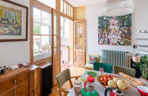 Nansouty-Saint-Genes House | Renovated Furnished Townhouse With 2 Bedrooms & A Splendid Terrace