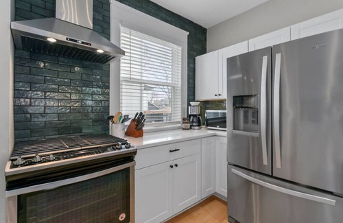 Hanover Place House | Renovated gem near dining & entertainment