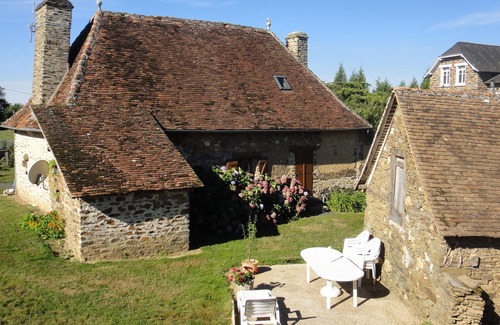 Saint-Martin-Sepert Cottage | Renovated house in the countryside