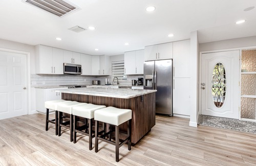 Tarpon Springs House | Renovated! Heated Pool, Game Room, Close to Beach!
