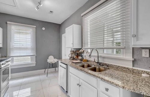 Springfield Apartment | Renovated Historic Duplex - Both Units!