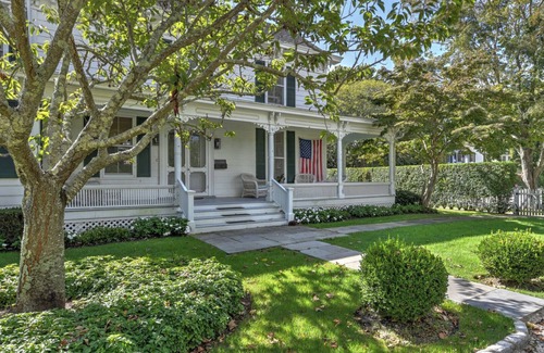Village of Southampton House | Renovated Historical, Sun Room in Peaceful Backyard, Close to Beach and.