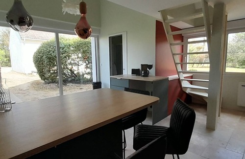 Chailly-en-Biere House | Renovated house, quiet, small terrace, parking and close to Barbizon & forest.