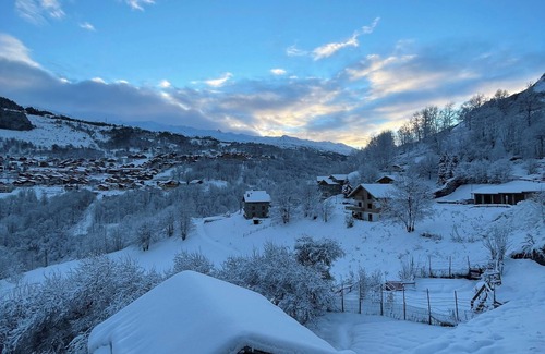 Villarabout Ski Chalet | Renovated house in authentic hamlet in the heart of the 3 Vallées ski area