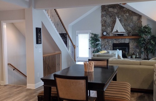 Gypsum House | Renovated LAKEFRONT home with AMAZING water views!