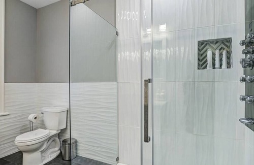 Hoboken Apartment | Renovated Luxury 1 Bedroom, <15 min. to Manhattan