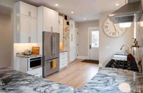 Grand Haven House | Renovated luxury home in Downtown Grand Haven