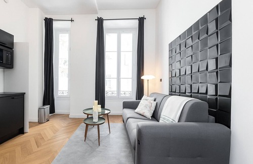 Lepante Quarter Apartment | Renovated mezzanine studio - AC - 300m Jean Médecin