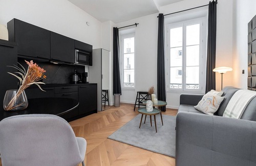 Lepante Quarter Apartment | Renovated mezzanine studio - AC - 300m Jean Médecin