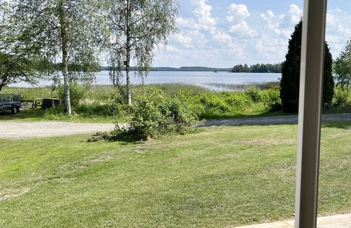 Varnamo Municipality Ski Chalet | Renovated nice cottage located outside Värnamo and only 30 meters from the lake Flåren |SE07055