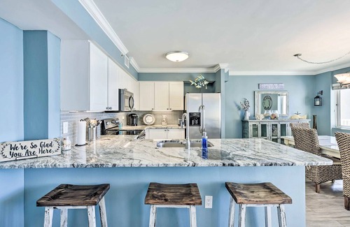 Fort Walton Beach Condo | Renovated oceanfront penthouse condo - direct beach access!