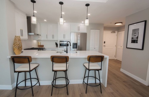 Little Italy Condo | Renovated Ocean, Bay and City View-2 Bed, 2 Bath Condo in Little Italy