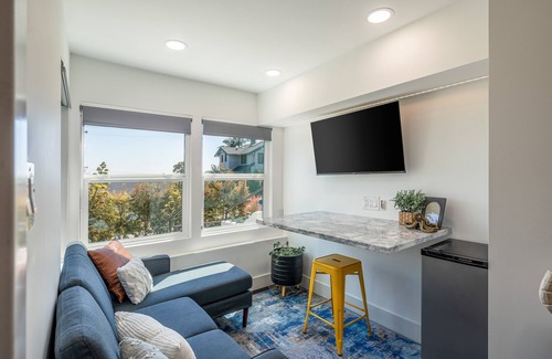 Central San Pedro House | Renovated Ocean View Harbor Homen