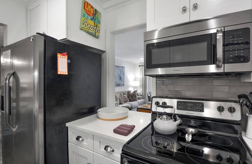 Demere Park Condo | Renovated Ocean Walk Condo Walk to Pier Village & Pool