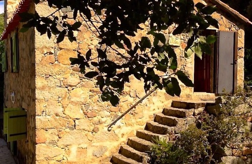 Vetricella Villa | Renovated old mill with private pool, beach 5 minutes away. Authentic and charming.