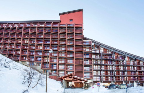 Arc-2000 Apartment | Renovated studio near center, balcony - perfect for 5 people