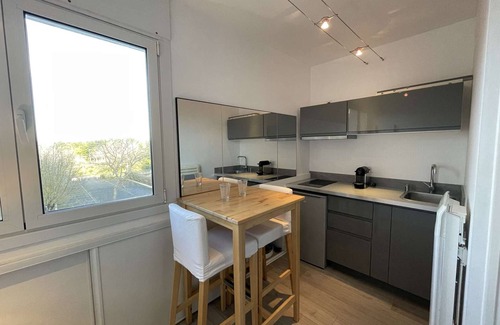 Saint-Jean-de-Monts Apartment | Renovated studio 2 pers with parking, wifi, near beach