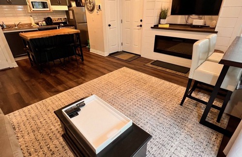 The Blue Mountains Resort | Renovated, Ski In Ski Out Corner Unit for Fun Getaway
