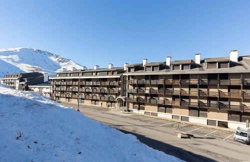 Pla d'Adet Apartment | Renovated studio for 6 near the slopes in Saint-Lary-Soulan