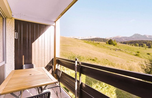 Villard-de-Lans Apartment | Renovated studio with covered parking and ski locker, near center