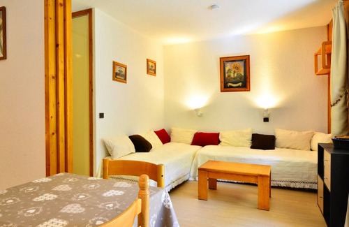 Montchavin Apartment | Renovated studio 4-5 pers. Montchavin, near slopes and shops, free parking