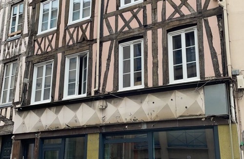 Coteaux Ouest Apartment | Renovated studio 5 minutes from the city center