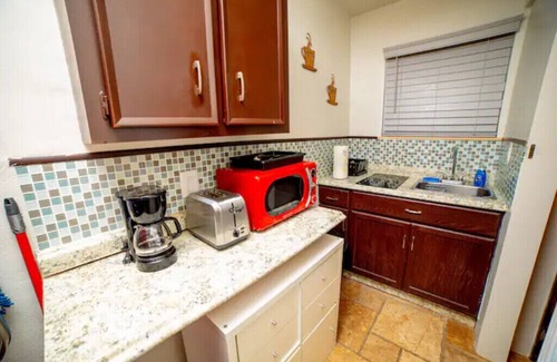 Oak Ridge House | Renovated studio/8min Universal/15 Disney/10 Dtown
