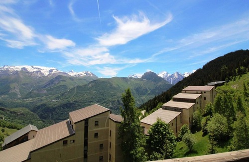 Auris Apartment | Renovated studio cabin at the foot of the slopes, 6 pers, near services