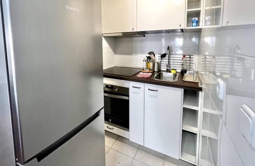 Palacio Apartment | Renovated studio. Smart TV, WIFI