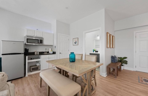 Seacrest Beach Condo | Renovated Village of South Walton Studio. Walk to Rosemary & Alys!