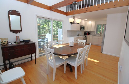 Wellfleet House | Renovated Wellfleet Retreat: Comfort Amidst Pine Trees (2384)