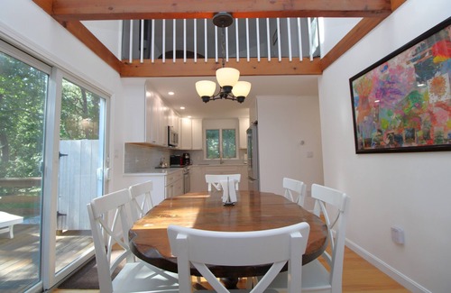 Wellfleet House | Renovated Wellfleet Retreat: Comfort Amidst Pine Trees (2384)