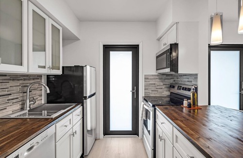 Croissant Park Condo | Rent 2/1 in Fort Lauderdale -