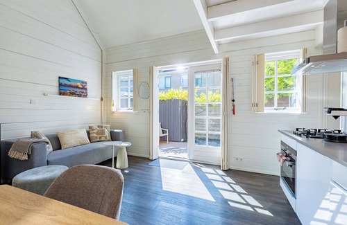Domburg Cottage | Rent a cottage in Domburg | Lijsterhofstraat 13 - Cozy holiday home near beach and center