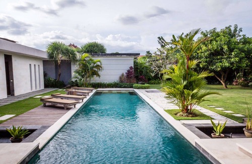 Dyanapura Villa | Rent a Luxury Villa in Bali Close to the Beach, Bali Villa 2035