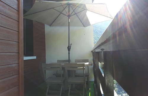 Samoens Apartment | Rent Beautiful Appart 2/4 Pers renovated in Samoëns (Private Concierge Optional)