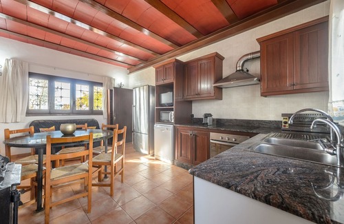 Puig d'en Valls Villa | Rent holiday house in Ibiza. FREE WIFI & PRIVATE POOL