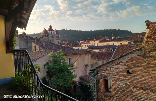Cahors Old Town House | Rent large and beautiful house in the heart of historic old Cahors