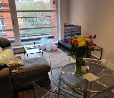 Leicester City Centre Apartment | Rent Luxuri - Luxury 2 bed Apartment