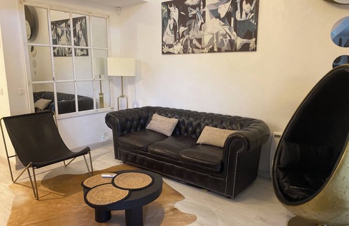 Fontenay-le-Fleury House | Rent more than a house: Experience Au vieux Carré.